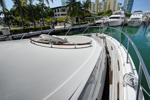 Lazzara Yachts LSX Yacht For Sale
