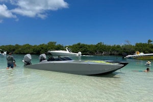 Hellkat 320-X Yacht For Sale
