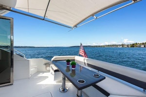 Cruisers Yachts Cantius Sports Coupe Yacht For Sale