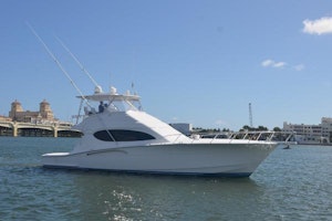 Hatteras Convertible Yacht For Sale