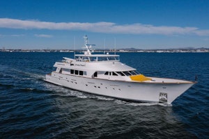 Christensen Motoryacht Yacht For Sale