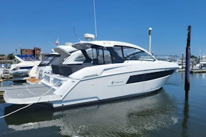 Cruisers Yachts 39 Express Coupe Yacht For Sale