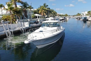 Pursuit 385 OS Yacht For Sale
