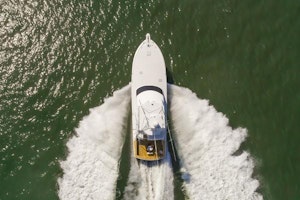 Hatteras 60 Convertible Yacht For Sale