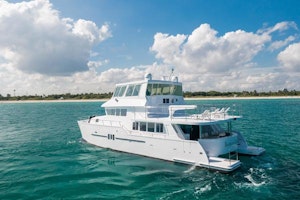 Custom Pacific Explorer - PE65 Yacht For Sale