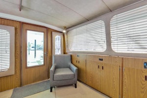 Bertram 42 Convertible Yacht For Sale