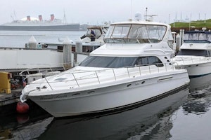 Sea Ray 560 Sedan Bridge Yacht For Sale