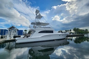 Donzi 73 Convertible Yacht For Sale