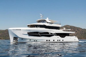 Numarine 32XP Yacht For Sale
