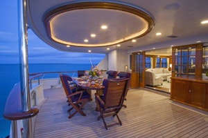 Feadship Displacement Motoryacht Yacht For Sale