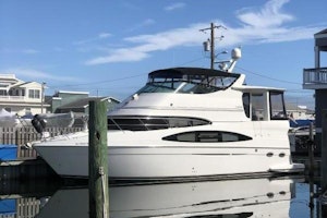 Carver 466 Yacht For Sale