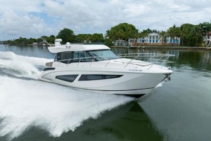 Regal 42 Grande Coupe Yacht For Sale
