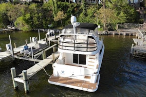 Silverton 38 Yacht For Sale