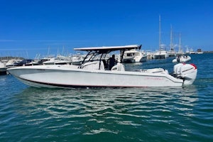 Nor-Tech 390 Center Console Yacht For Sale