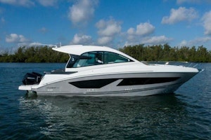 Beneteau Gran Turismo 32 Outboard Yacht For Sale