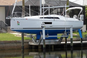Beneteau Oceanis 30.1 Yacht For Sale