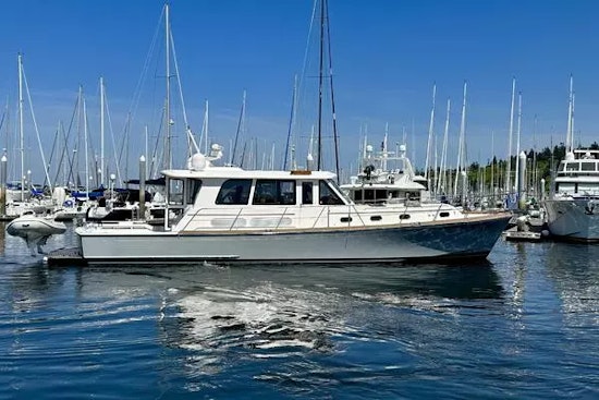 Grand Banks Eastbay Yacht For Sale