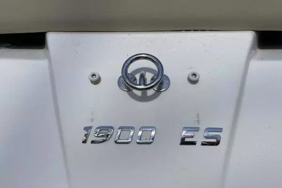 Regal 1900ES Yacht For Sale