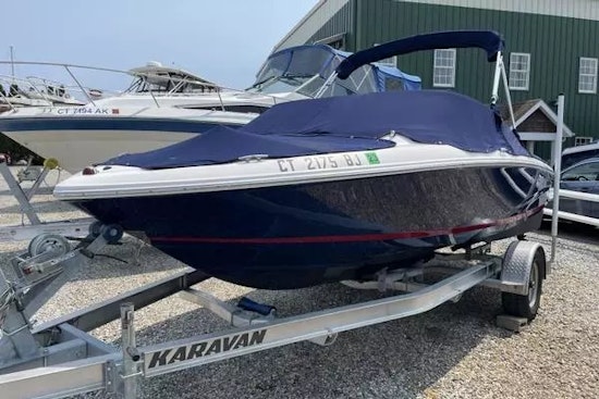 Regal 1900ES Yacht For Sale