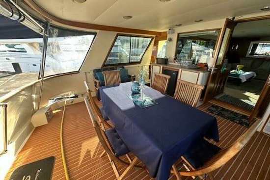 Hatteras CPMY Yacht For Sale