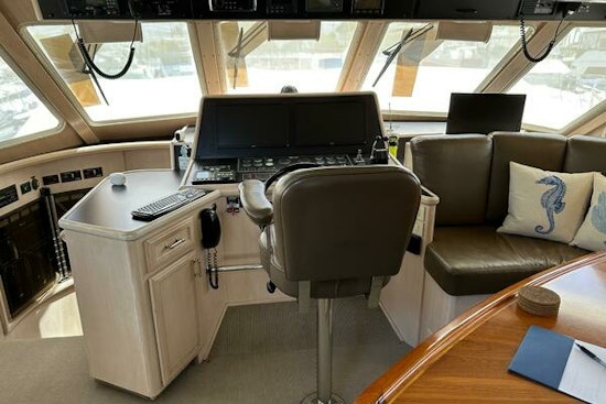 Tollycraft Pilothouse Yacht For Sale