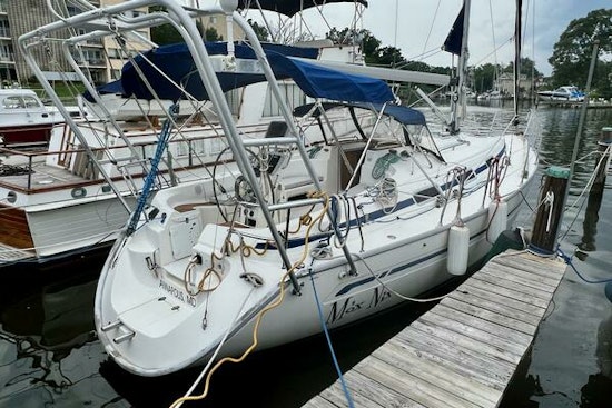 Bavaria 36 Yacht For Sale