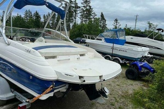 Rinker 192 Captiva Bowrider Yacht For Sale