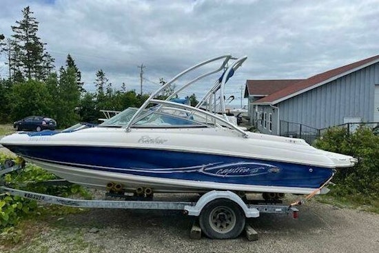 Rinker 192 Captiva Bowrider Yacht For Sale