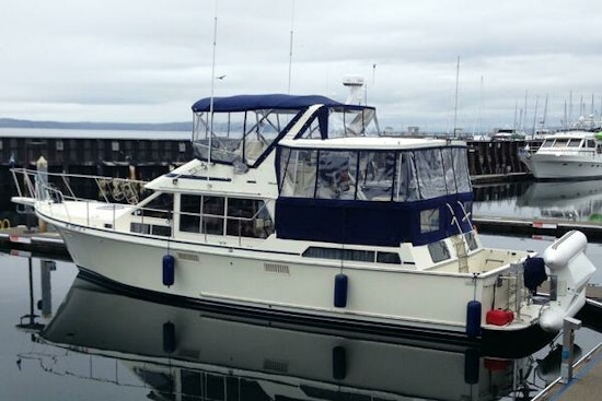 Tollycraft 44 CPMY Yacht For Sale