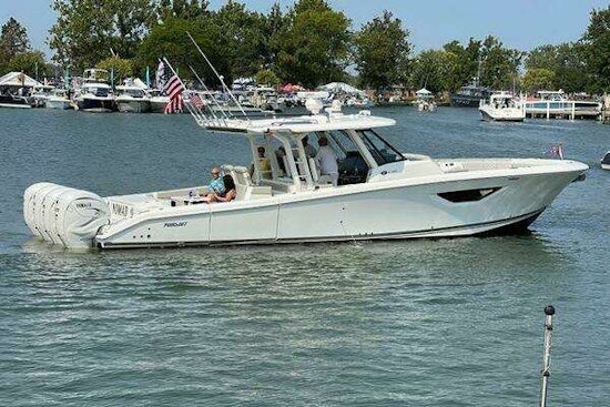 Pursuit 428 Sport Yacht For Sale