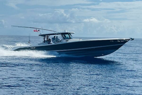 HCB Sueños Yacht For Sale