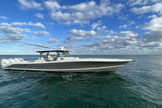 HCB Sueños Yacht For Sale
