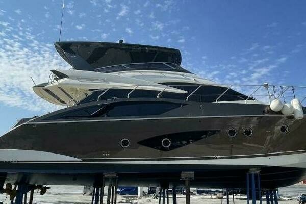 2013 Marquis 630 Sport 63' Yacht For Sale | FNN | Seattle Yachts