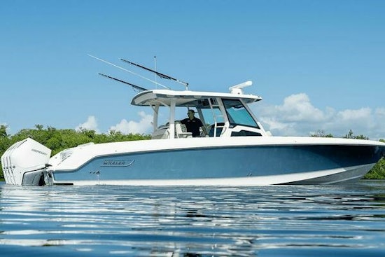Boston Whaler 380 Outrage Yacht For Sale