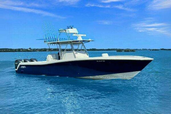 Invincible 39 Center Console Yacht For Sale