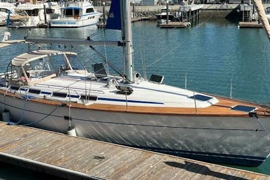 Bavaria 42 Yacht For Sale
