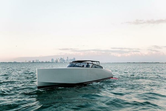 VanDutch  Yacht For Sale