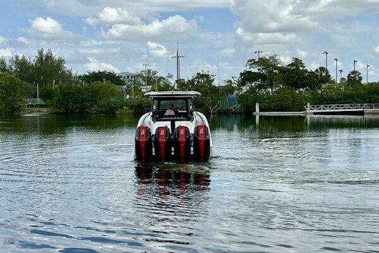 Nor-Tech 400 Super Sport Yacht For Sale