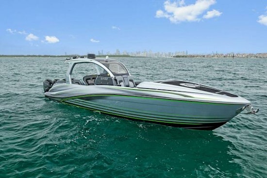 Deep Impact 399 Cabin Yacht For Sale