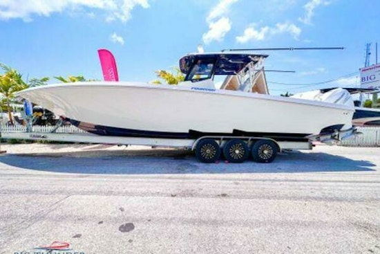Fountain  Yacht For Sale