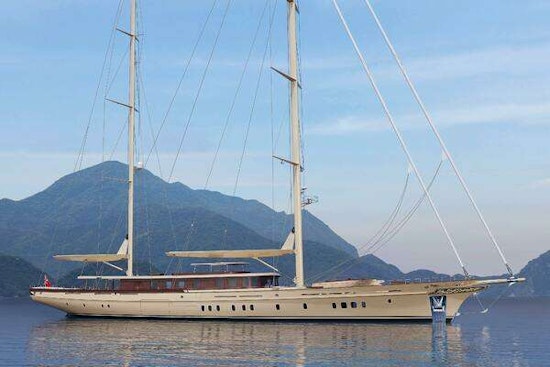 Ares Yachts  Yacht For Sale
