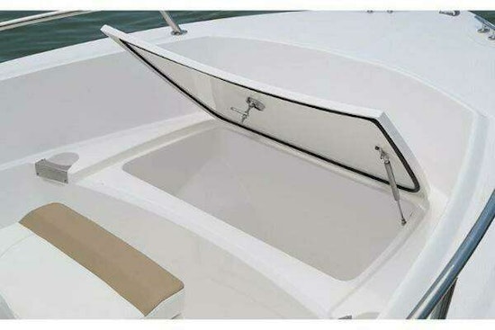 Edgewater 170CC Yacht For Sale