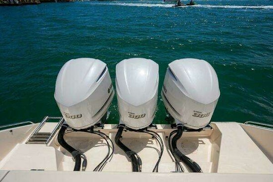 Grady-White  Yacht For Sale