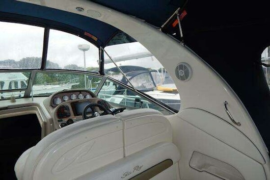 Sea Ray 300 Sundancer Yacht For Sale