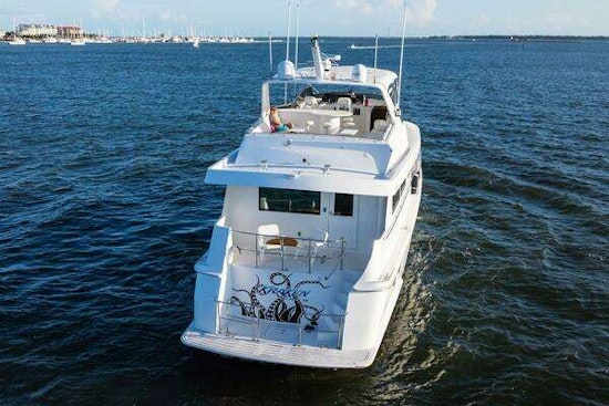 Hatteras Sport Deck Motor Yacht Yacht For Sale