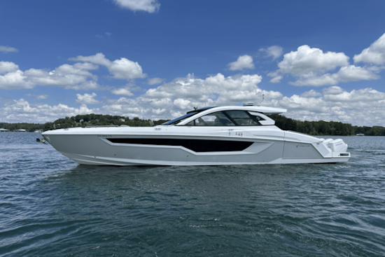 Cruisers Yachts 50 GLS Outboard Yacht For Sale