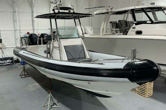 Protector 28 Center Console Yacht For Sale