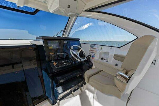Pursuit 355 OS Yacht For Sale