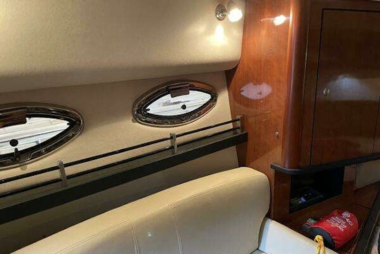 Sea Ray Sundancer Yacht For Sale