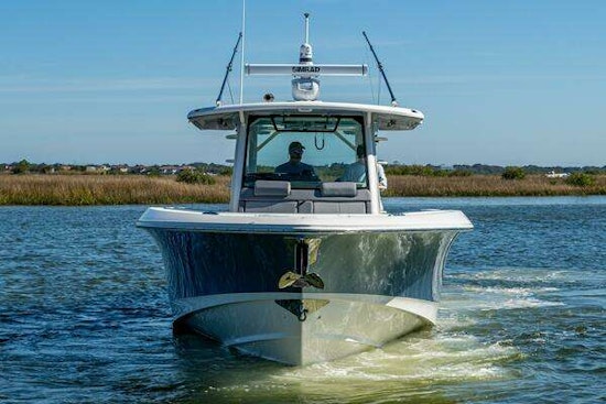 Boston Whaler  Yacht For Sale